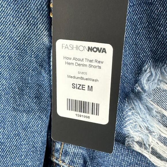 NWT Fashion Nova Jean Shorts Womens M Medium Wash Distressed Daisy Dukes Cowgirl - Picture 6 of 7